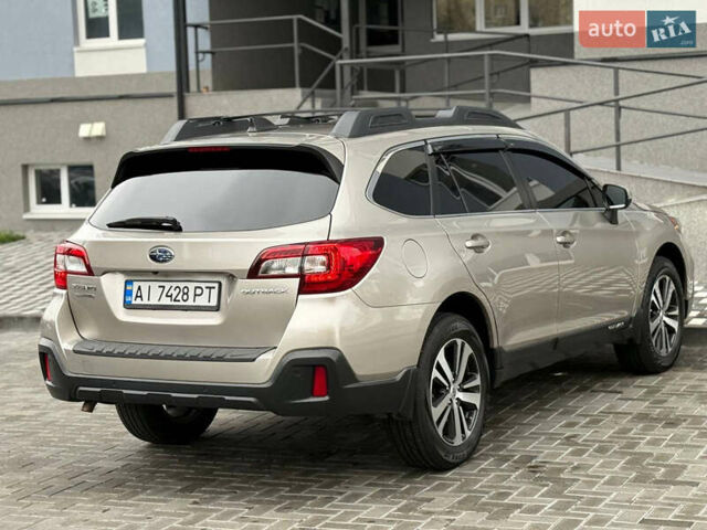 Бежевий Субару Аутбек, об'ємом двигуна 2.5 л та пробігом 135 тис. км за 16700 $, фото 5 на Automoto.ua