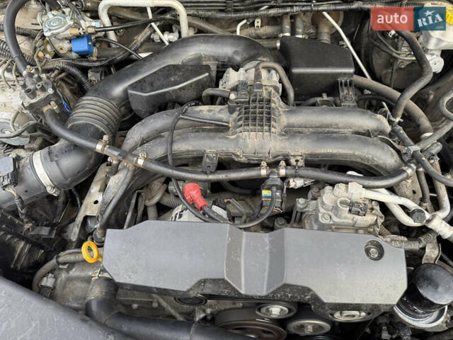 Бежевый Субару Аутбек, объемом двигателя 2.5 л и пробегом 177 тыс. км за 16300 $, фото 7 на Automoto.ua