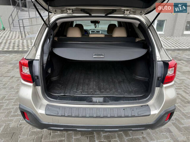 Бежевий Субару Аутбек, об'ємом двигуна 2.5 л та пробігом 135 тис. км за 16700 $, фото 14 на Automoto.ua