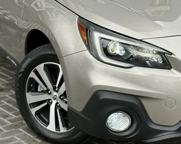 Бежевый Субару Аутбек, объемом двигателя 2.5 л и пробегом 135 тыс. км за 16999 $, фото 14 на Automoto.ua