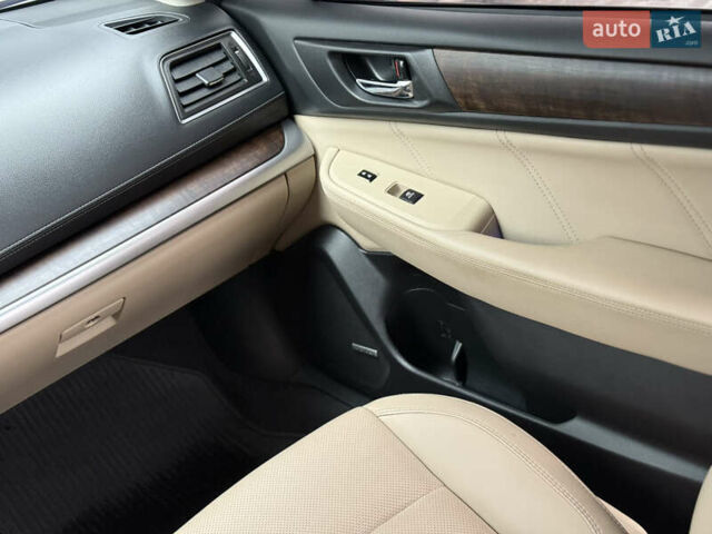 Бежевый Субару Аутбек, объемом двигателя 2.5 л и пробегом 135 тыс. км за 16999 $, фото 44 на Automoto.ua