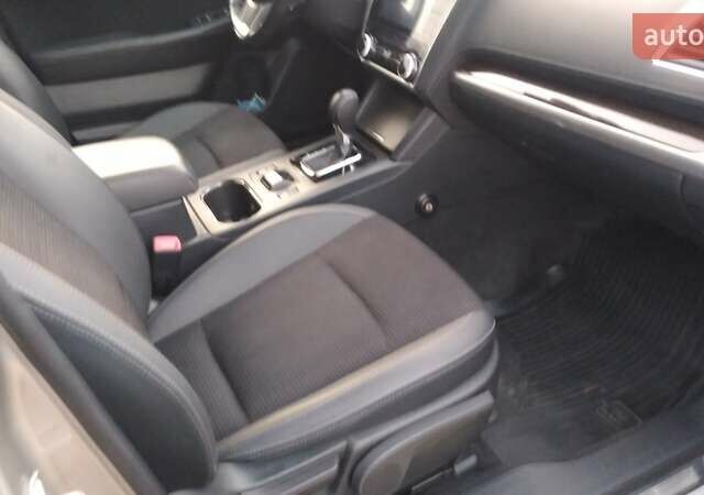 Бежевый Субару Аутбек, объемом двигателя 2.5 л и пробегом 125 тыс. км за 22800 $, фото 12 на Automoto.ua