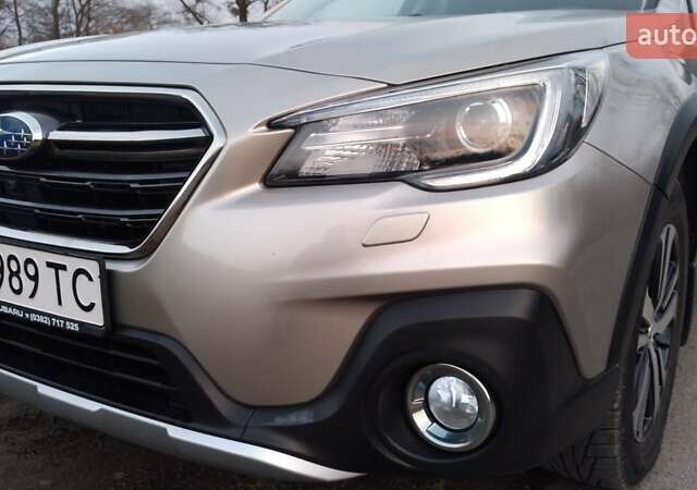 Бежевый Субару Аутбек, объемом двигателя 2.5 л и пробегом 125 тыс. км за 22800 $, фото 7 на Automoto.ua