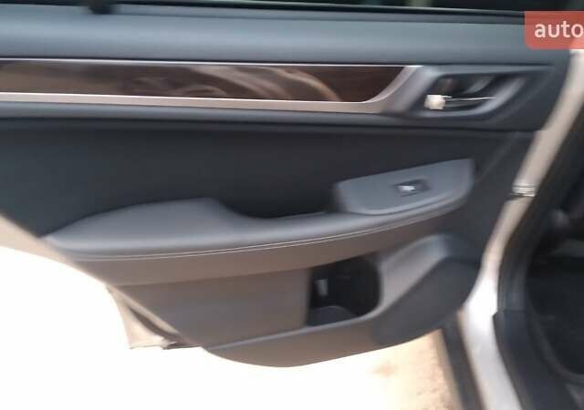 Бежевый Субару Аутбек, объемом двигателя 2.5 л и пробегом 125 тыс. км за 22800 $, фото 18 на Automoto.ua