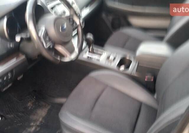 Бежевый Субару Аутбек, объемом двигателя 2.5 л и пробегом 125 тыс. км за 22800 $, фото 22 на Automoto.ua