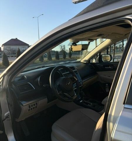 Бежевый Субару Аутбек, объемом двигателя 2.5 л и пробегом 104 тыс. км за 24000 $, фото 9 на Automoto.ua