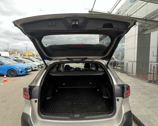 Бежевый Субару Аутбек, объемом двигателя 2.39 л и пробегом 10 тыс. км за 53986 $, фото 12 на Automoto.ua