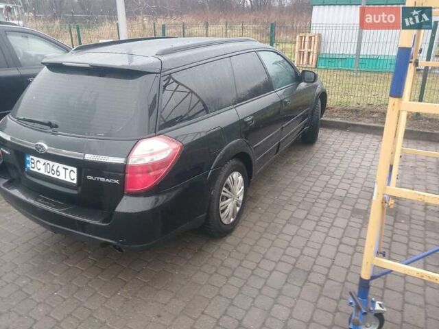 Черный Субару Аутбек, объемом двигателя 2.46 л и пробегом 300 тыс. км за 5199 $, фото 5 на Automoto.ua
