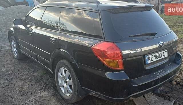 Чорний Субару Аутбек, об'ємом двигуна 3 л та пробігом 300 тис. км за 6400 $, фото 3 на Automoto.ua