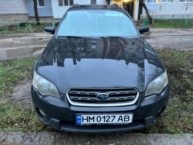 Черный Субару Аутбек, объемом двигателя 3 л и пробегом 308 тыс. км за 5950 $, фото 3 на Automoto.ua