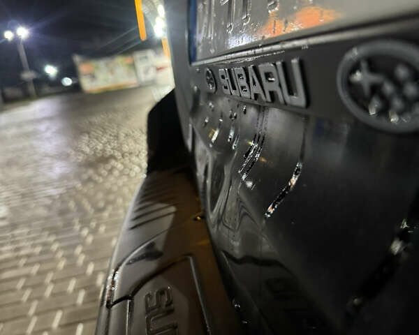 Черный Субару Аутбек, объемом двигателя 2.99 л и пробегом 450 тыс. км за 6500 $, фото 5 на Automoto.ua