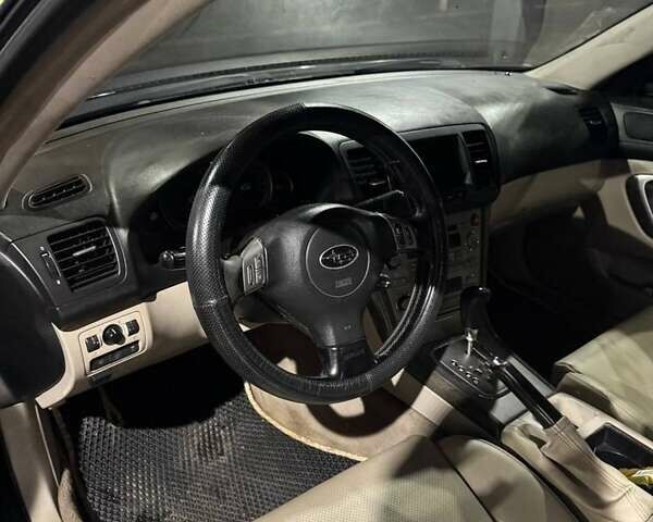 Чорний Субару Аутбек, об'ємом двигуна 3 л та пробігом 450 тис. км за 6500 $, фото 6 на Automoto.ua
