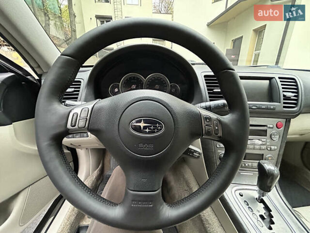 Чорний Субару Аутбек, об'ємом двигуна 2.99 л та пробігом 272 тис. км за 5000 $, фото 18 на Automoto.ua
