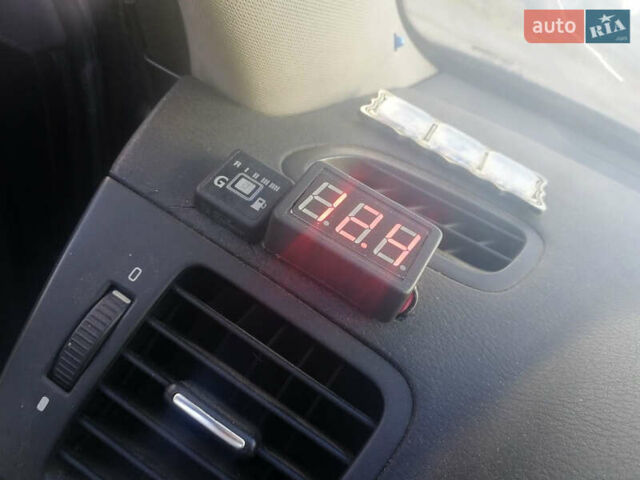 Черный Субару Аутбек, объемом двигателя 2.46 л и пробегом 252 тыс. км за 5650 $, фото 11 на Automoto.ua