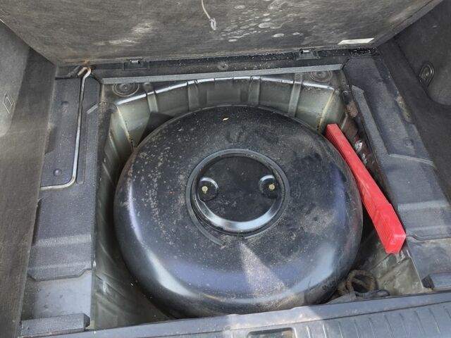 Чорний Субару Аутбек, об'ємом двигуна 2.5 л та пробігом 400 тис. км за 3750 $, фото 18 на Automoto.ua