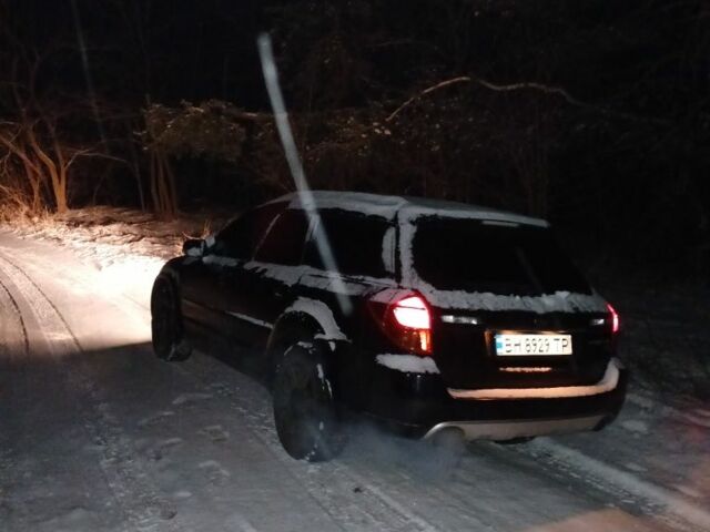 Чорний Субару Аутбек, об'ємом двигуна 2.5 л та пробігом 270 тис. км за 6000 $, фото 5 на Automoto.ua