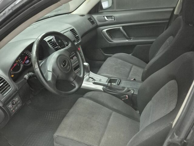 Чорний Субару Аутбек, об'ємом двигуна 2.5 л та пробігом 312 тис. км за 5000 $, фото 6 на Automoto.ua