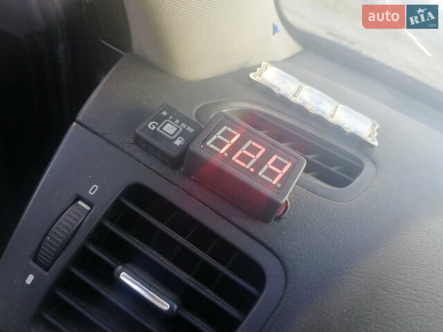 Чорний Субару Аутбек, об'ємом двигуна 2.46 л та пробігом 252 тис. км за 5000 $, фото 11 на Automoto.ua