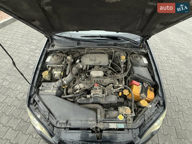 Черный Субару Аутбек, объемом двигателя 2.46 л и пробегом 289 тыс. км за 6000 $, фото 15 на Automoto.ua