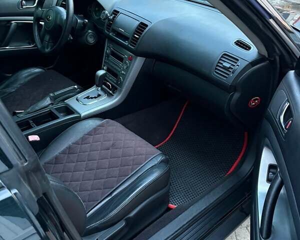 Черный Субару Аутбек, объемом двигателя 2.5 л и пробегом 360 тыс. км за 5700 $, фото 6 на Automoto.ua