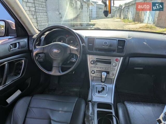 Черный Субару Аутбек, объемом двигателя 2.5 л и пробегом 502 тыс. км за 4700 $, фото 3 на Automoto.ua