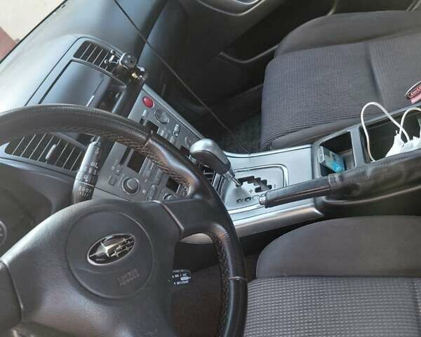 Чорний Субару Аутбек, об'ємом двигуна 2.46 л та пробігом 289 тис. км за 5700 $, фото 11 на Automoto.ua