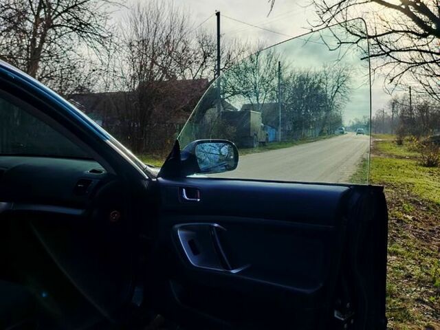 Черный Субару Аутбек, объемом двигателя 2.5 л и пробегом 233 тыс. км за 6100 $, фото 9 на Automoto.ua