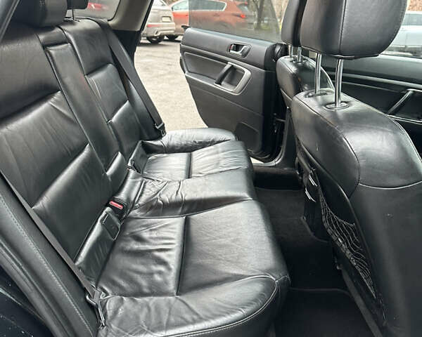 Черный Субару Аутбек, объемом двигателя 2.5 л и пробегом 256 тыс. км за 5400 $, фото 15 на Automoto.ua