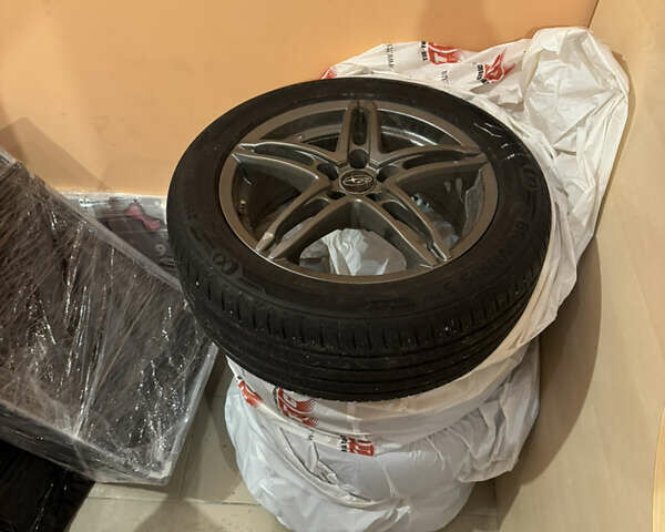 Черный Субару Аутбек, объемом двигателя 2.46 л и пробегом 272 тыс. км за 9000 $, фото 25 на Automoto.ua