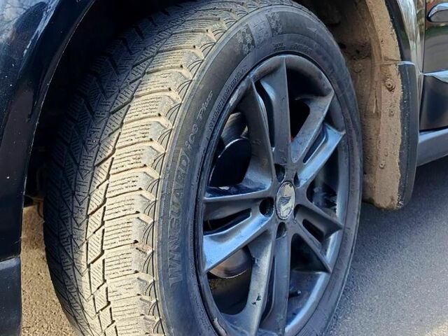 Черный Субару Аутбек, объемом двигателя 2.5 л и пробегом 233 тыс. км за 6100 $, фото 12 на Automoto.ua