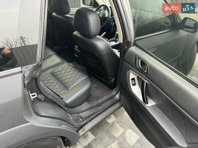 Черный Субару Аутбек, объемом двигателя 2.46 л и пробегом 272 тыс. км за 9000 $, фото 15 на Automoto.ua