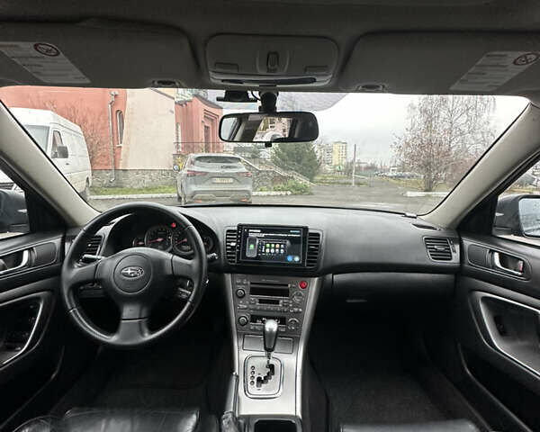 Черный Субару Аутбек, объемом двигателя 2.5 л и пробегом 256 тыс. км за 5400 $, фото 13 на Automoto.ua