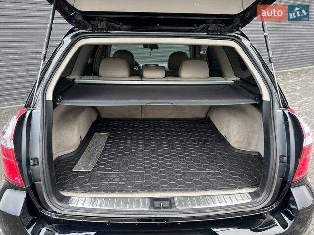 Черный Субару Аутбек, объемом двигателя 3 л и пробегом 280 тыс. км за 8500 $, фото 7 на Automoto.ua