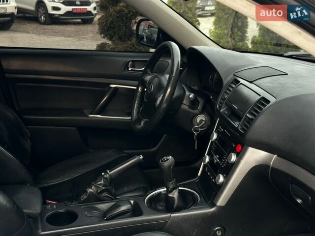 Черный Субару Аутбек, объемом двигателя 2.46 л и пробегом 345 тыс. км за 5600 $, фото 21 на Automoto.ua