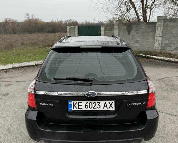 Черный Субару Аутбек, объемом двигателя 2.46 л и пробегом 263 тыс. км за 7300 $, фото 4 на Automoto.ua
