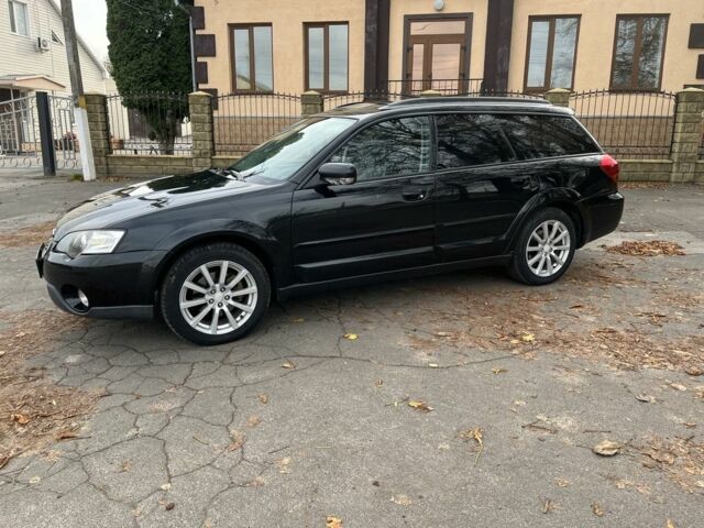 Черный Субару Аутбек, объемом двигателя 2.5 л и пробегом 250 тыс. км за 6700 $, фото 4 на Automoto.ua