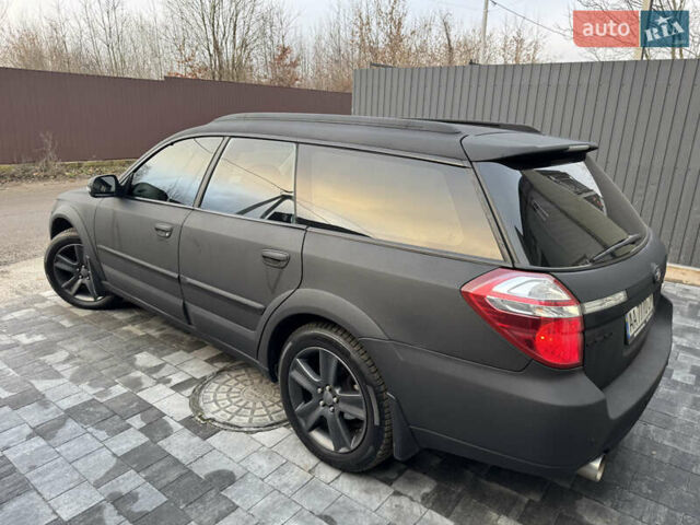 Черный Субару Аутбек, объемом двигателя 2.46 л и пробегом 272 тыс. км за 9000 $, фото 6 на Automoto.ua