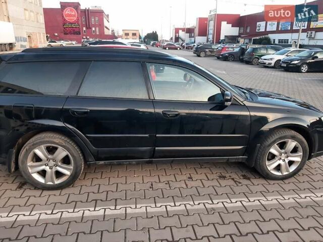 Чорний Субару Аутбек, об'ємом двигуна 3 л та пробігом 205 тис. км за 8000 $, фото 4 на Automoto.ua