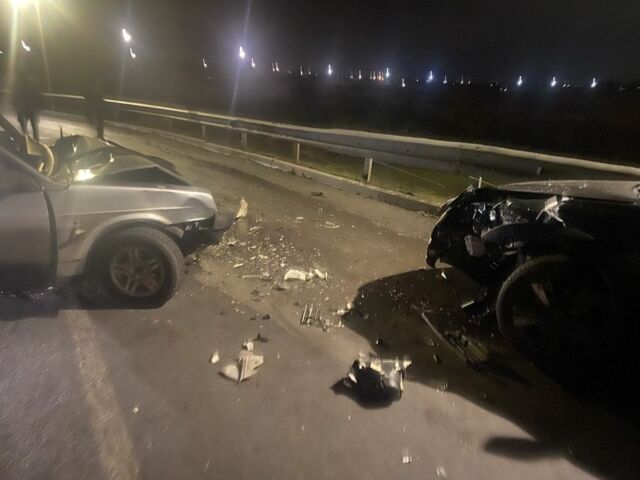 Чорний Субару Аутбек, об'ємом двигуна 2.5 л та пробігом 250 тис. км за 3000 $, фото 4 на Automoto.ua