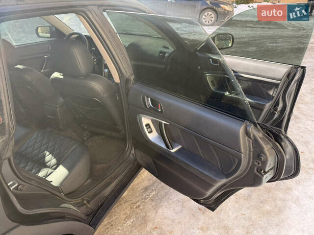 Черный Субару Аутбек, объемом двигателя 2.5 л и пробегом 272 тыс. км за 7900 $, фото 14 на Automoto.ua