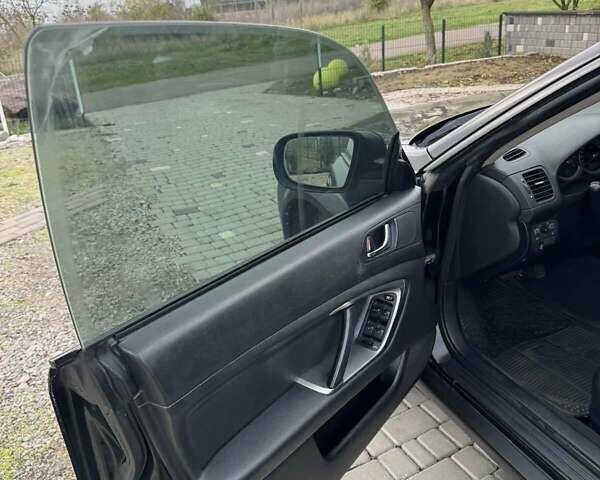 Чорний Субару Аутбек, об'ємом двигуна 2.5 л та пробігом 350 тис. км за 5000 $, фото 9 на Automoto.ua