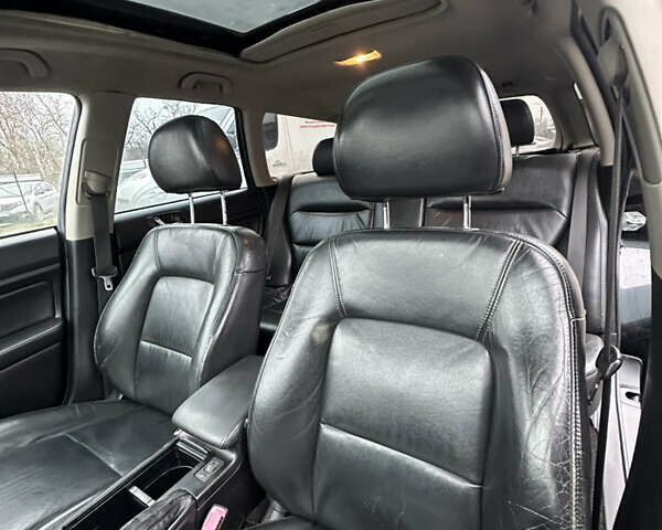 Черный Субару Аутбек, объемом двигателя 2.5 л и пробегом 256 тыс. км за 5400 $, фото 11 на Automoto.ua