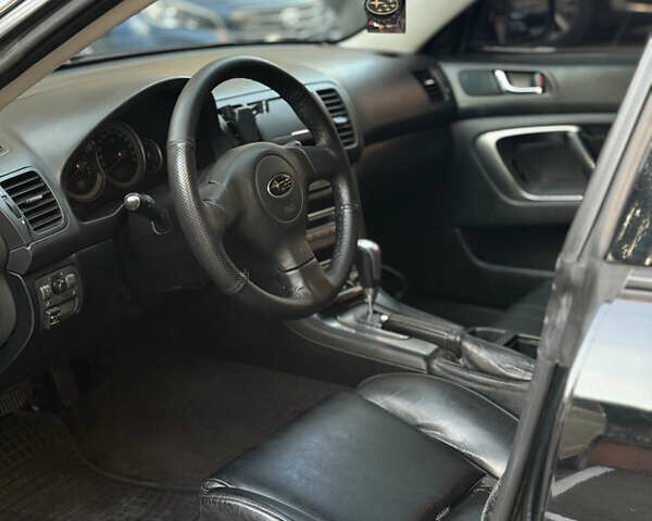 Чорний Субару Аутбек, об'ємом двигуна 2.46 л та пробігом 255 тис. км за 5800 $, фото 8 на Automoto.ua