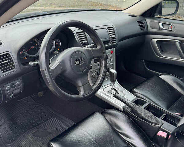Чорний Субару Аутбек, об'ємом двигуна 2.5 л та пробігом 350 тис. км за 5000 $, фото 10 на Automoto.ua