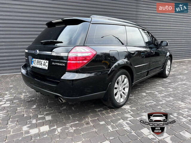 Чорний Субару Аутбек, об'ємом двигуна 3 л та пробігом 280 тис. км за 8500 $, фото 1 на Automoto.ua