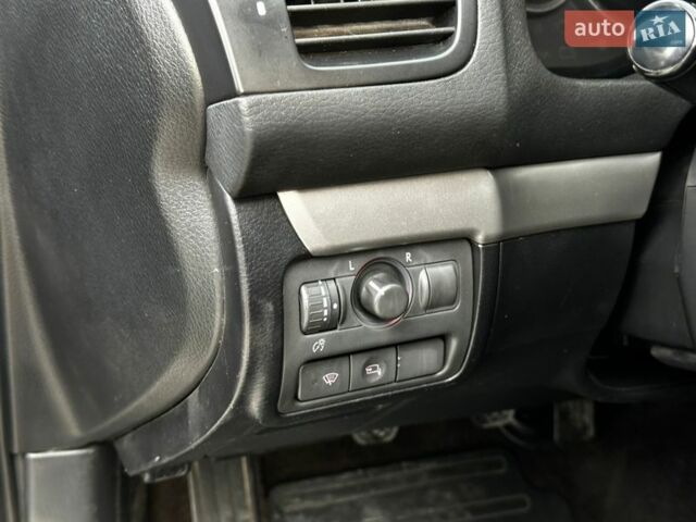 Черный Субару Аутбек, объемом двигателя 2.46 л и пробегом 345 тыс. км за 5600 $, фото 10 на Automoto.ua