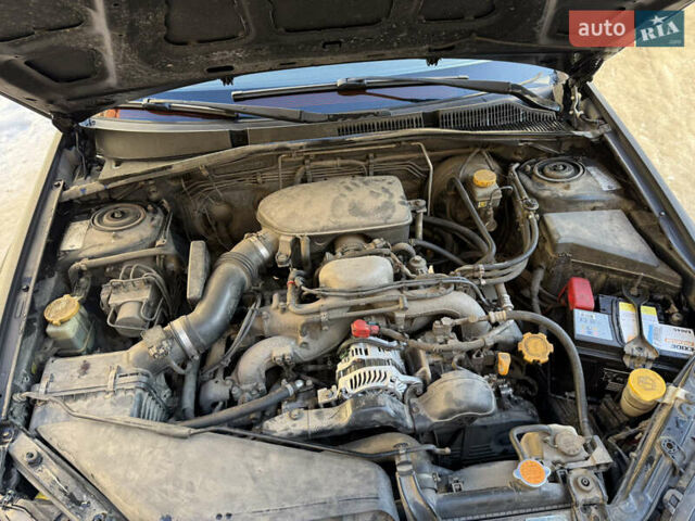 Черный Субару Аутбек, объемом двигателя 2.5 л и пробегом 272 тыс. км за 7900 $, фото 24 на Automoto.ua