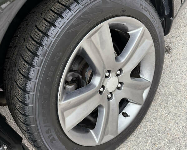 Черный Субару Аутбек, объемом двигателя 2.46 л и пробегом 263 тыс. км за 7300 $, фото 6 на Automoto.ua