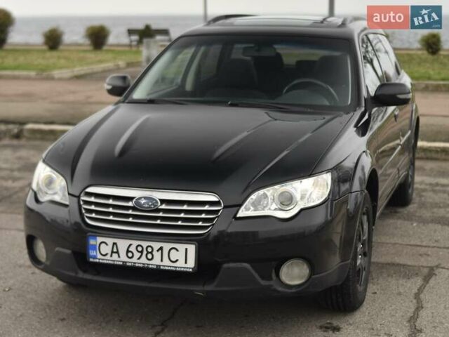 Черный Субару Аутбек, объемом двигателя 2.46 л и пробегом 215 тыс. км за 6700 $, фото 3 на Automoto.ua