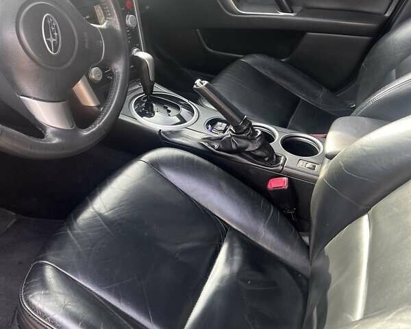 Черный Субару Аутбек, объемом двигателя 2.5 л и пробегом 270 тыс. км за 7400 $, фото 4 на Automoto.ua